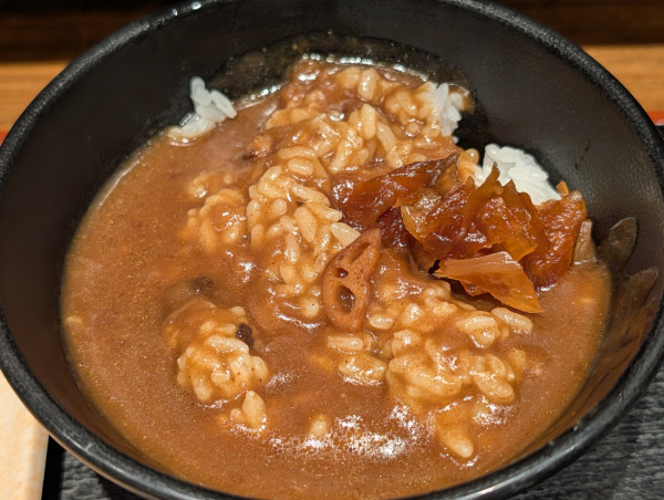 「ミニカレー丼（330円）」@本場さぬきうどん 親父の製麺所 上野店の写真