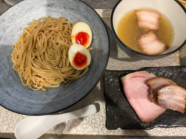 「つけ蕎麦〈塩〉上」@宍道湖しじみ中華蕎麦 琥珀 池袋店の写真