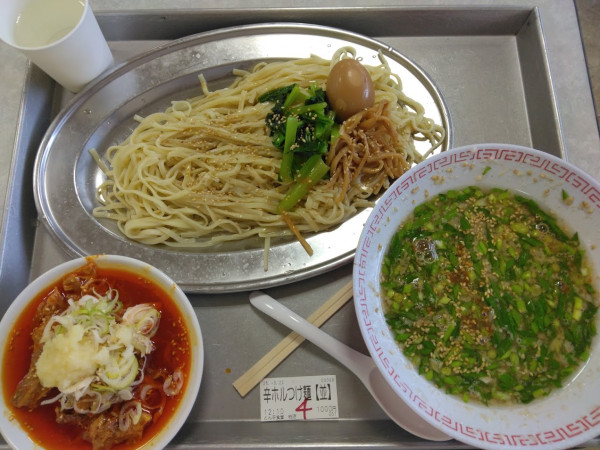 「辛ホルつけ麺1000円」@とん平食堂 柏店の写真