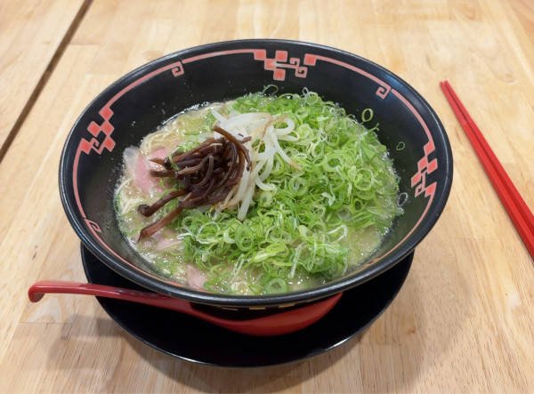 「豚骨ネギラーメン」@W2の写真
