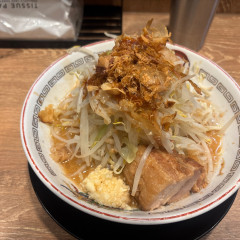 ラーメン豚山 大宮店の写真