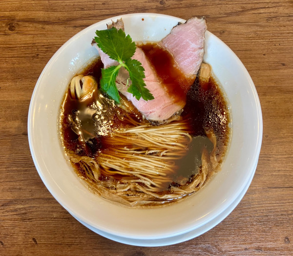 「貝出汁(黒) 900円」@麺屋58の写真