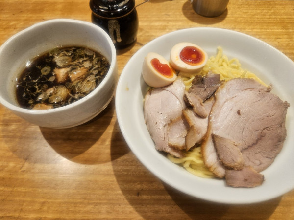 「味玉つけ麺 並 チャーシューTP」@長岡食堂 横浜西口店の写真