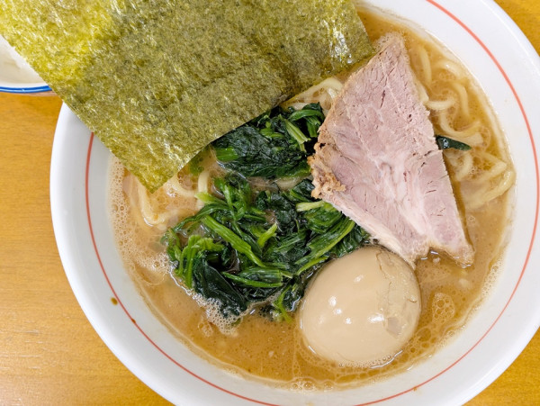 「ラーメン＋味玉」@横浜らーめん てんぐの写真