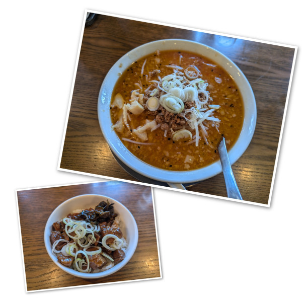 「辛味噌(大盛)+魯肉飯」@手打ちラーメン 谷家の写真