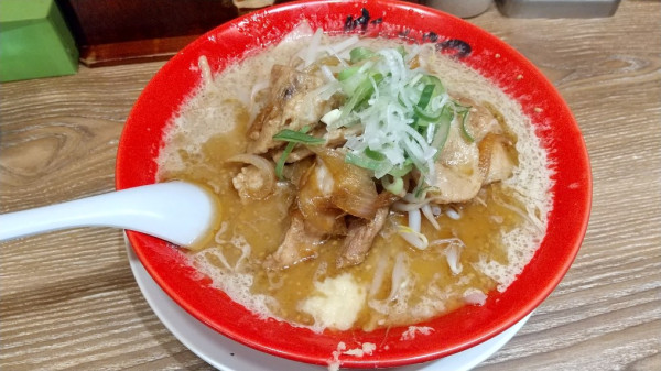 「ぶたみそラーメン」@旭川味噌ラーメン ばんから 上野店の写真