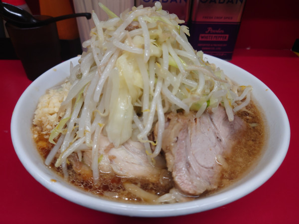 「大豚   ニンニク」@ラーメン二郎 中山駅前店の写真