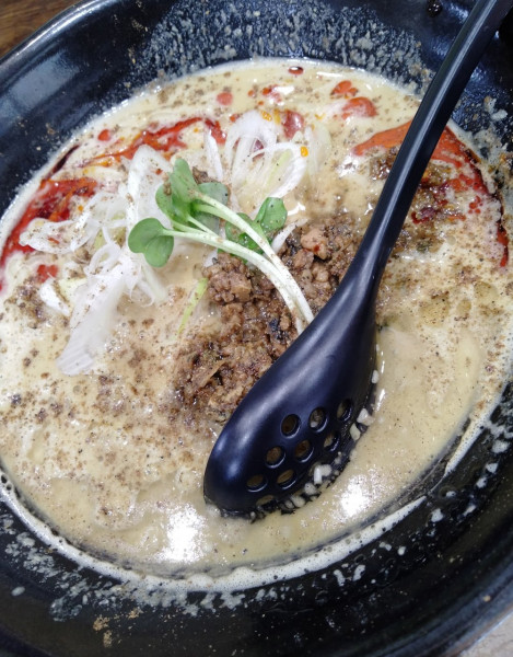 「四川牡蠣担々麺」@貝だしラーメン 貝ガラ屋 町田の写真