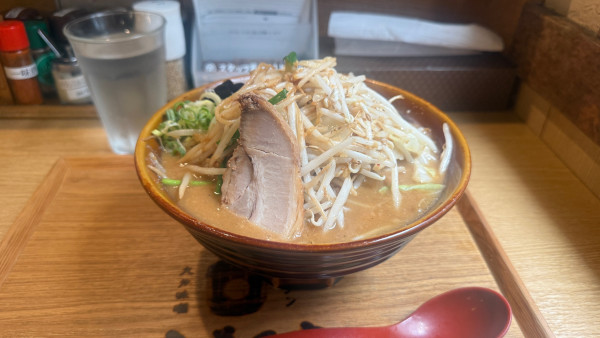 「濃厚味噌野菜+チャーシュー@1070」@味噌乃家の写真