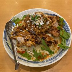 山賊冷やし担々麺