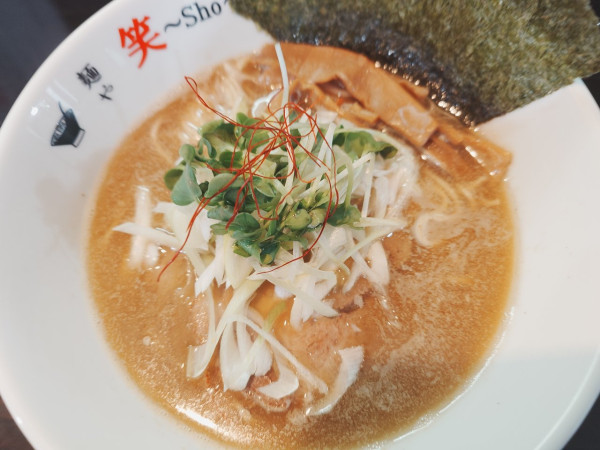 「のどぐろ煮干しラーメン」@麺や 笑 ～Sho～の写真