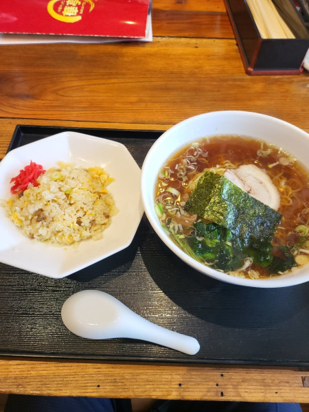 「ラーメン半チャーハンセット」@中華キッチン 華亭の写真