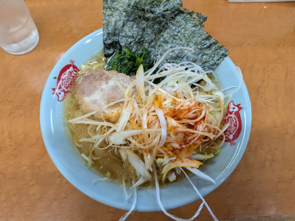 「ラーメン、ねぎ」@横浜ラーメン 町田家 新百合ヶ丘店の写真