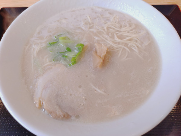 「豚骨ラーメン　５００円」@秋葉原ラーメンセンターの写真