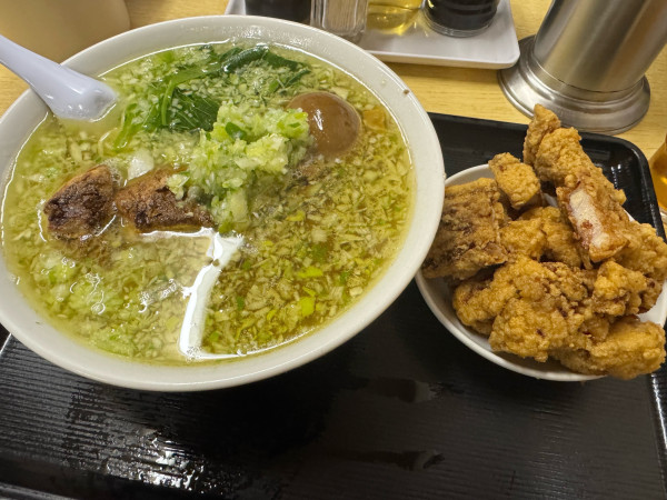 「塩半々 薬味多め 1700」@珉珉の写真