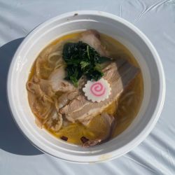 塩生姜らーめん(1200円)