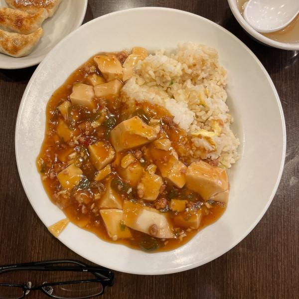 「麻婆チャーハン」@天鴻餃子房 新川店の写真