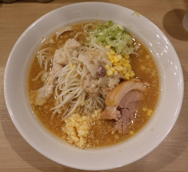 「味噌ラーメン・麺300g（1,200円）」@麺屋 味方 蒲田店の写真