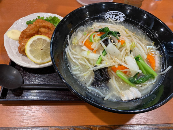 「野菜タンメン（９６８円）＋若鶏の唐揚げハーフ４１８円」@こだわりらーめん ゆきむら亭 阿見店の写真