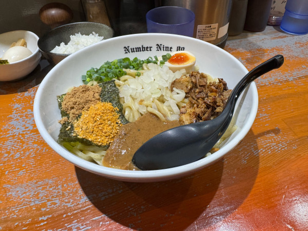 「まぜそば」@麺Dining Number Nine 09の写真