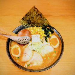 味噌スペシャルらーめん1,600円＋餃子2種類セット480円