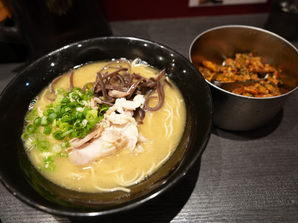 「鶏白湯ラーメン」@ラーメン大至の写真