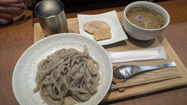 「御影つけめん」@手打式特級多加水 御影麺 鏑矢の写真