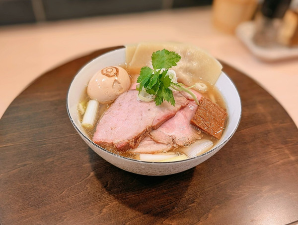 「特製手打中華蕎麦 白醤油」@手打麺祭 かめ囲の写真