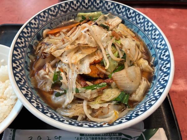 「ニンニクスタミナラーメン(1090円)」@食堂 青木屋の写真