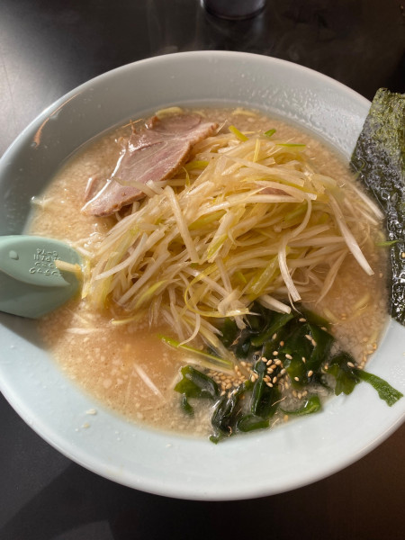 「ネギラーメン（中盛り）」@ラーメンショップ小池 八王子散田店の写真