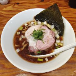 手揉み中華そば・醤油