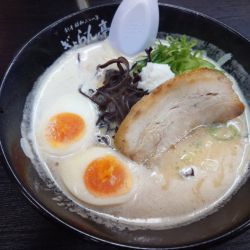 どろラーメン（味玉）