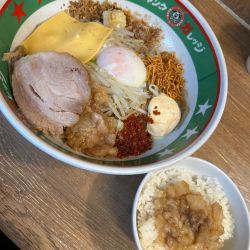 まぜそば玉子入り　890円　アブラライス　価格失念