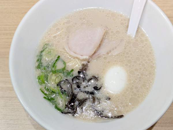 「玉子白丸」@博多一風堂 アトレ亀戸店の写真