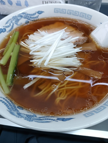 「醤油スープラーメン」@青龍の写真