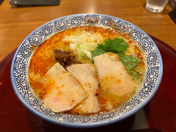 「日南鶏白湯スープの担々麺」@鶏五味 グランデュオ立川店の写真