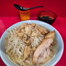 ラーメン　生とじ玉子　アブラ　カラメ