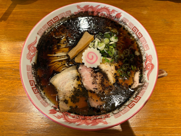 「黒い中華そば」@らーめんニュー直方の写真
