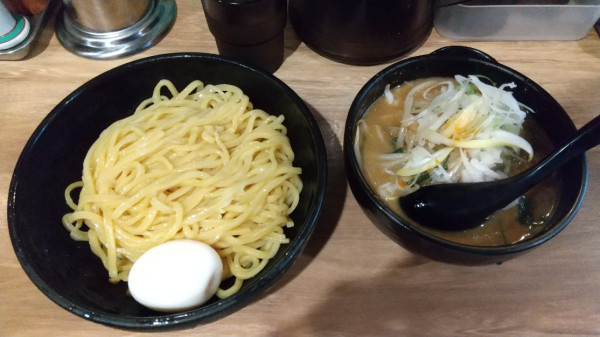 「味噌つけ麺+味玉」@麺処 花田 上野店の写真