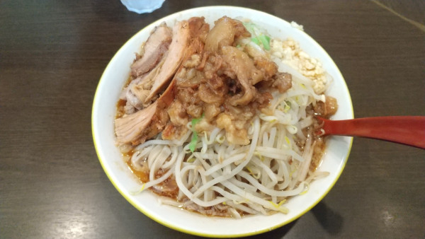 「ラーメン並（豚1枚）」@ラーメン イエロー 御徒町店の写真