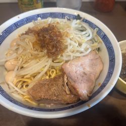 えび油そばうずら野菜少なめカラメ　シビレあぶら