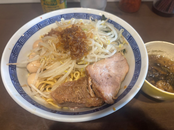 「えび油そばうずら野菜少なめカラメ　シビレあぶら」@ラーメン ゼンゼンの写真
