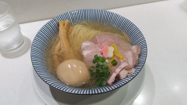 「特製鯛塩らぁ麺」@鯛塩そば 灯花 アトレ上野店の写真