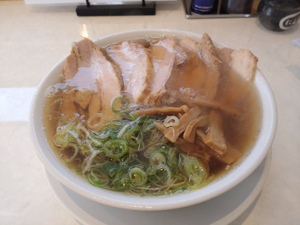 「チャーシューメン麺大盛＋餃子3個」@麺屋はやかわの写真