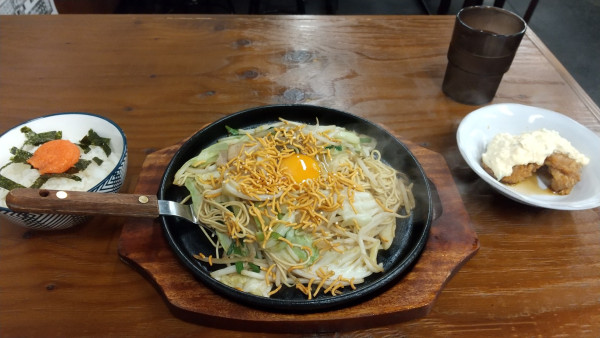 「チキン南蛮セット（焼きラーメン並+チキン南蛮2個+明太子ご飯」@博多 からくさや 東上野店の写真