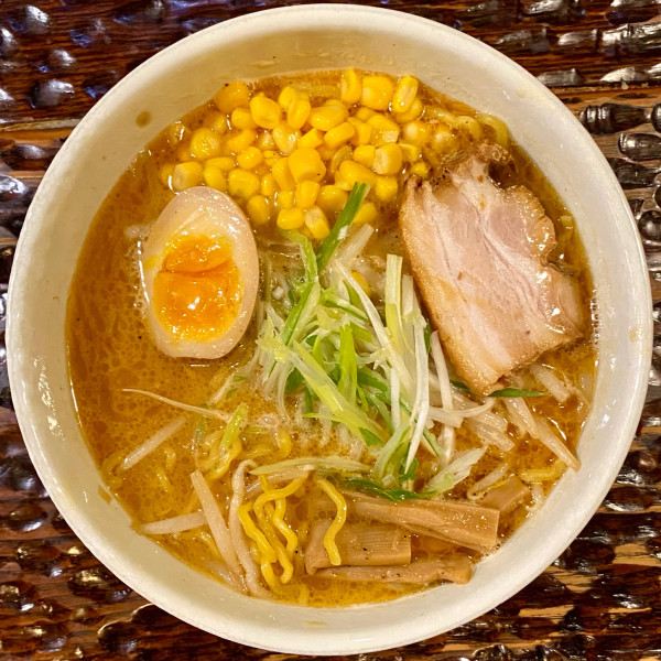 「特味噌 ¥920円(コーンLINEクーポン)」@北のらーめん 美空の写真