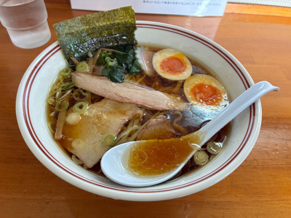 「手打中華そば(950円)」@白河手打中華 ひかるの写真