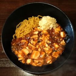 麻婆らーめん 1000円＋にんにく 100円