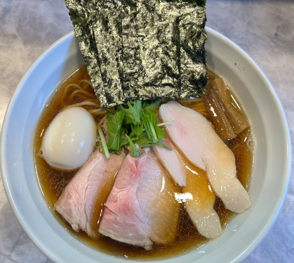 「全乗醤油らーめん 1300円」@麺響万蕾の写真