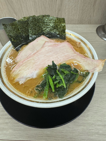 「チャーシューメン」@王道家直伝 との丸家 越谷店の写真